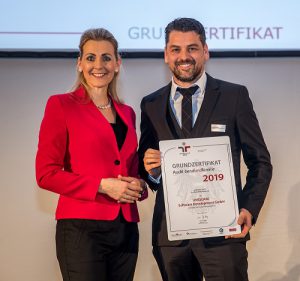 Read more about the article Certification ceremony “Family-Friendly Employers 2019”